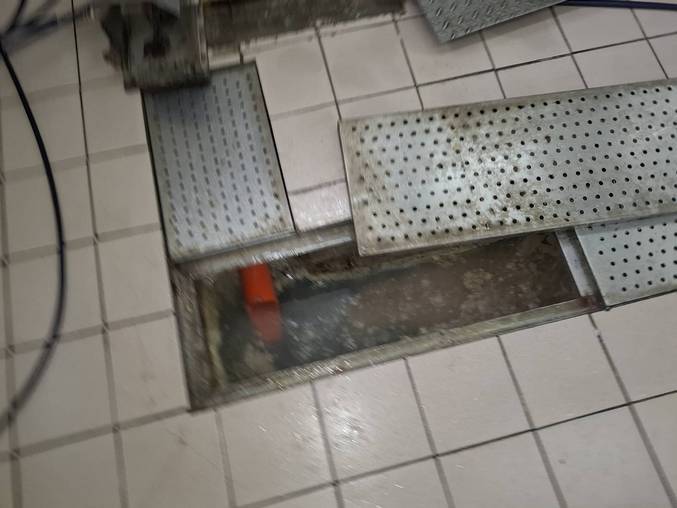桃園大溪廚房儲油槽排水管疏通