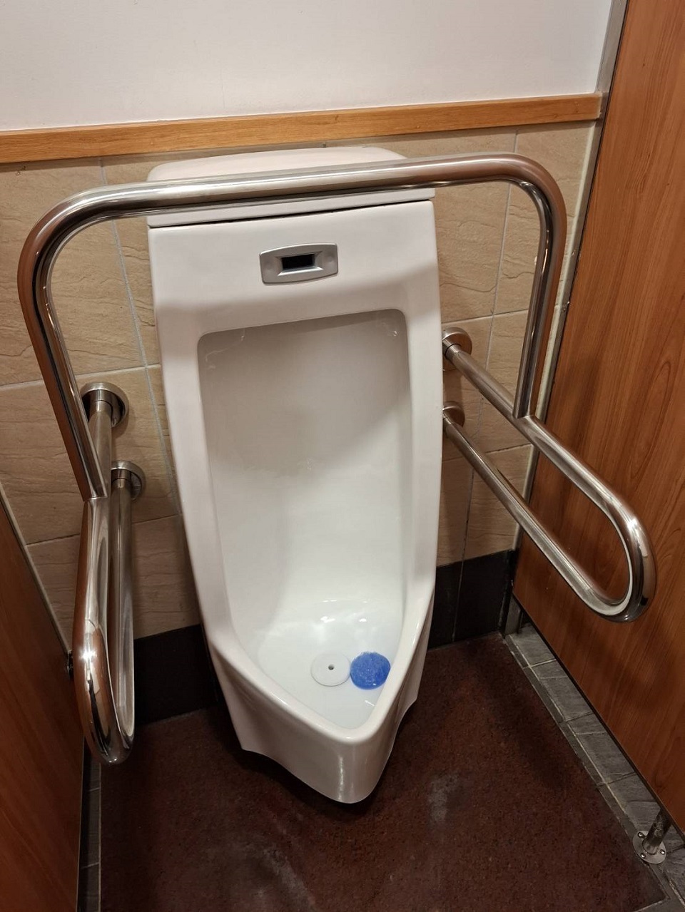 桃園平鎮通水管-廁所馬桶和小便斗疏通